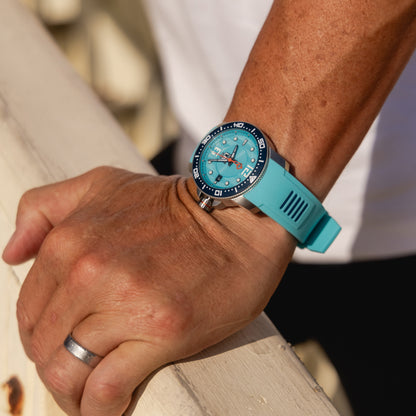 GX-Diver's 41mm Ocean Blue