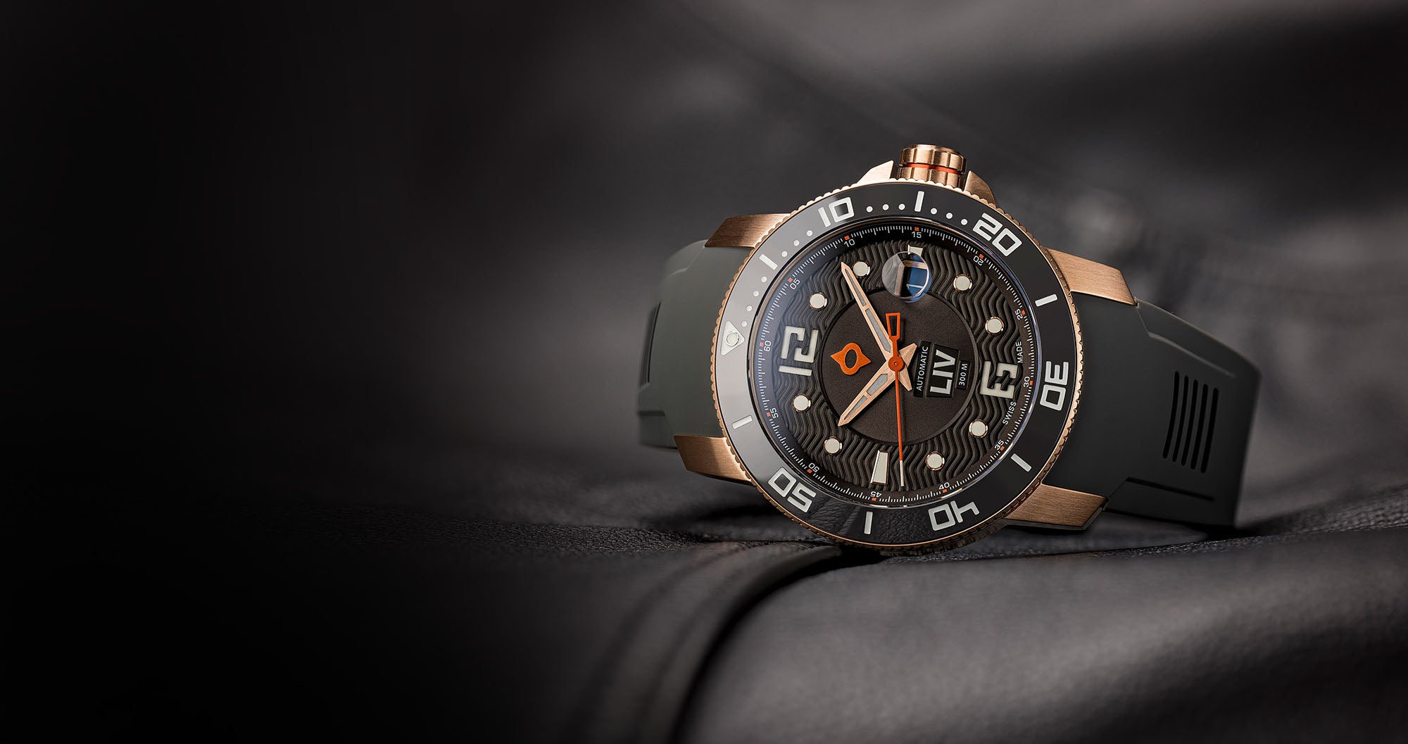 Rose gold hotsell dive watch