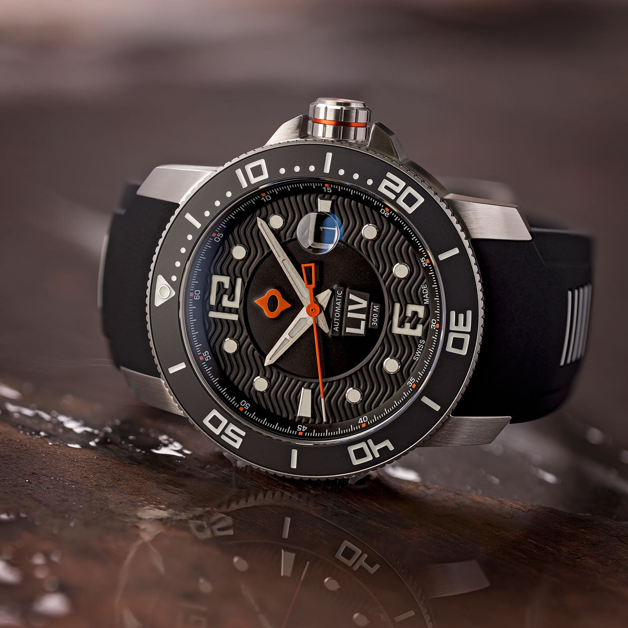 44mm 2025 dive watch